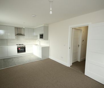 Ellison Gardens - Photo 2