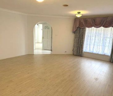 “Great Family Home!” - Photo 1