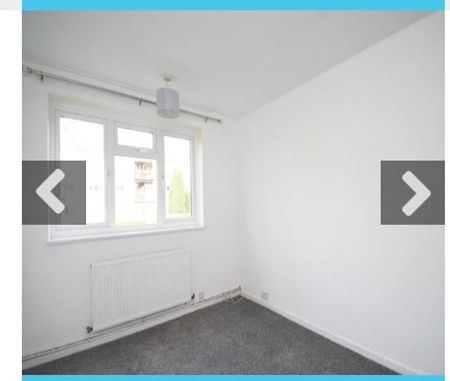 2 Bed Flat, Lingfield Crescent, LS17 - Photo 2