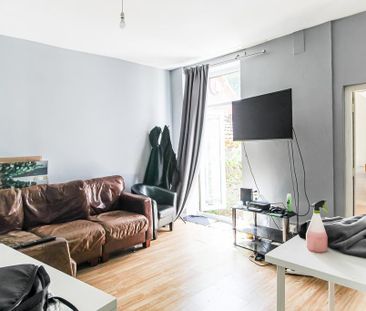 1 bedroom in a house share to rent - Photo 3