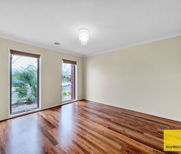 Spectacular Home in a Prime Location! - Photo 2