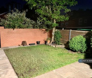 3 bedroom terraced house to rent - Photo 2