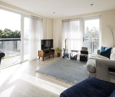 2 bedroom flat to rent - Photo 3