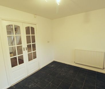 2 Bed Semi-detached house To Rent - Photo 4