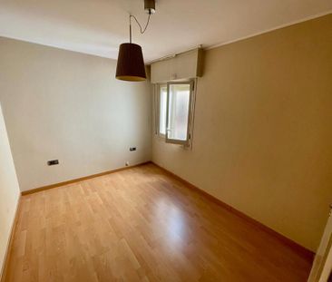 Piso de alquiler en Carrer del Rosselló, Centre - Estació - Photo 1