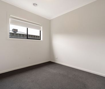 Modern Family Home - Photo 1