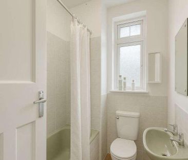 St. Margarets Road, Edgware, HA8 - Photo 5