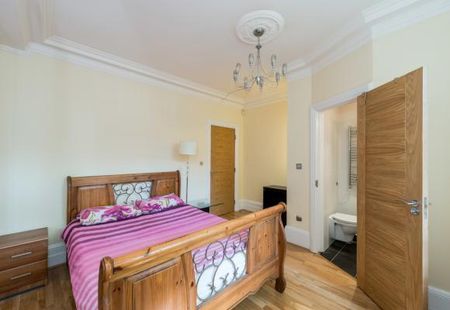 4 bedroom apartment to rent - Photo 4