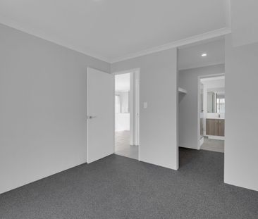 Four Bedroom Family Home in Pinjarra - Photo 5