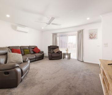 49 Kingfisher Drive - Photo 1