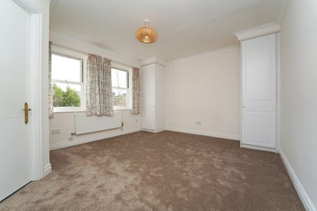 3 Billings Way, CHELTENHAM GL502RD - Photo 2