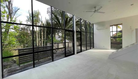 One of a kind - Photo 4