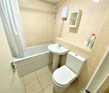 Harper Road, Beckton, E6 - Photo 4