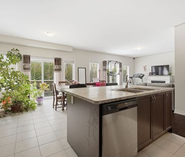 For Lease - 9 Upperview Place, Whitby, Ontario - Photo 5