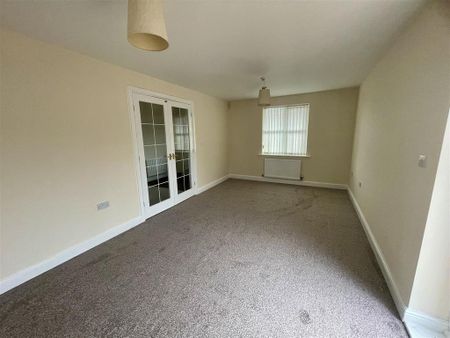 3 bedroom detached house to rent - Photo 2