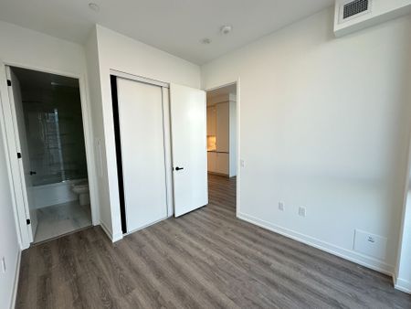 For Lease - 8 Interchange Way Unit# 608, Vaughan, Ontario - Photo 3