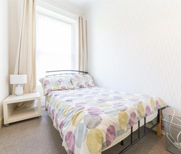 4 bed maisonette to rent in Chester Crescent, Sandyford, NE2 - Photo 5