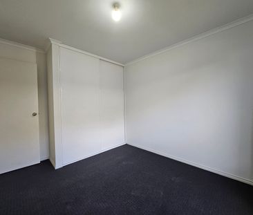 Low Maintenance and Modern Living Home - Photo 6