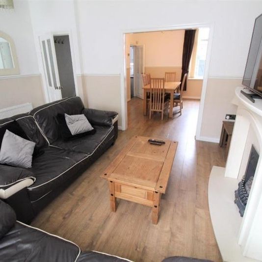 Room in a Shared House, Maxton Road, L6 - Photo 1