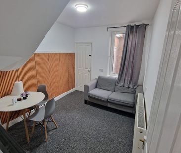 Room in a Shared House, Stratford St, CV2 - Photo 1