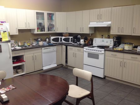 221 St. Paul Street - Photo 4