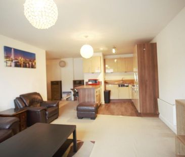 2 bedroom flat to rent - Photo 4