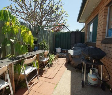 PARK BEACH LIVING - Photo 5