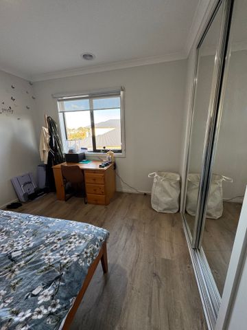 Sunbury - Photo 3