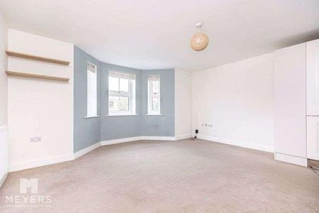 Lowther Road, Charminster, BH8 - Photo 4