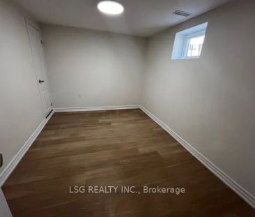 Property For Lease | N9054762 - Photo 3