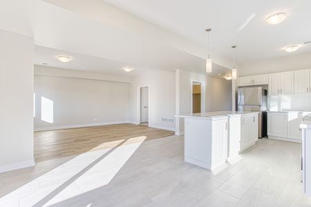 For Lease - 20 Elvira Way Unit# Upper, Thorold, Ontario - Photo 4