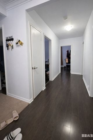 For Lease - 391 Taylor Mills Drive, Richmond Hill, Ontario - Photo 2