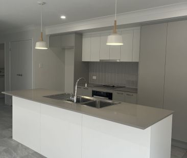 Prime Location, Brand New Duplex with Solar! - Photo 5