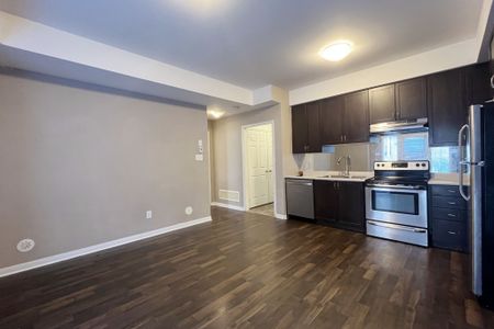 For Lease - 2891 Rio Court Unit# 10, Mississauga, Ontario - Photo 2