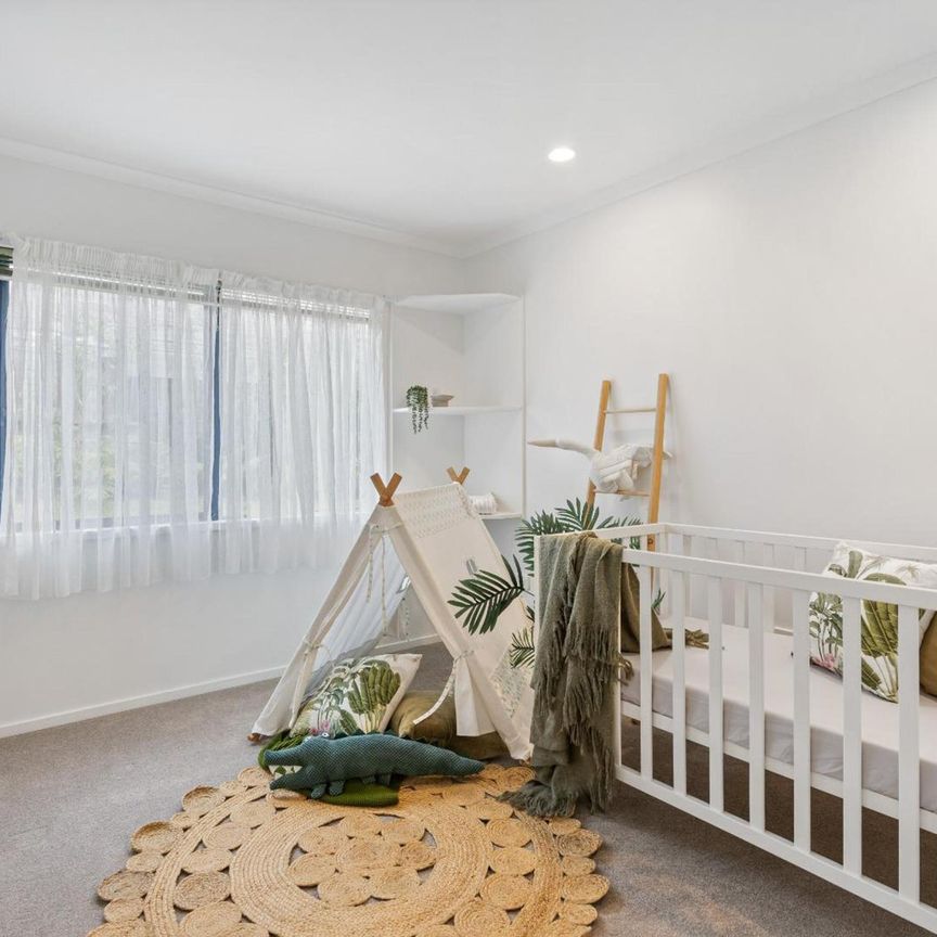 Coastal charm living - Photo 1