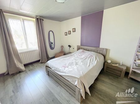 Location Maison 8 pièces 185m² SELONCOURT 25230 - Photo 5