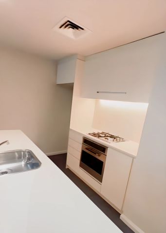 35 Shelley St, Sydney - Photo 3