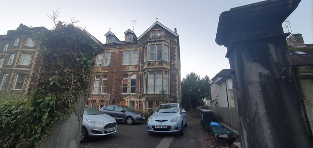 Elmdale Road, Clifton - Photo 1