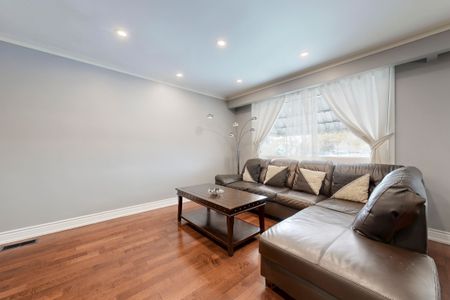 For Lease - 125 Wayne Avenue, Toronto, Ontario - Photo 4