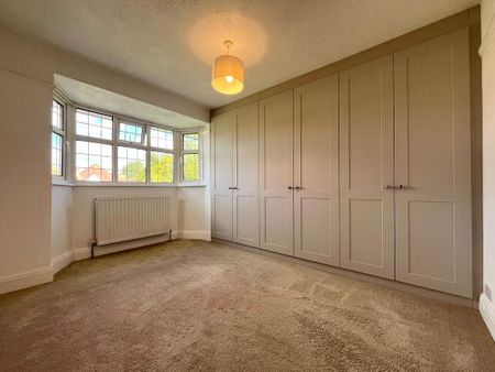 4 bedroom detached house to rent - Photo 4