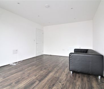 Stoke Road, Slough - Photo 1