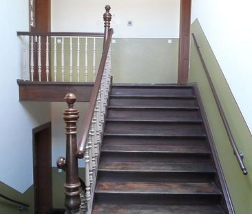 / 2 – Raum Dachgeschoss Wohnung mit EBK und Galerie / ab sofort - Photo 4