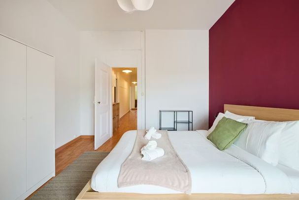 Rua de São Bento, Lisbon, Lisbon 1200 - Photo 1