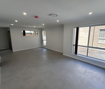2/110 – 112 Albert Street, WERRINGTON NSW 2747 - Photo 4