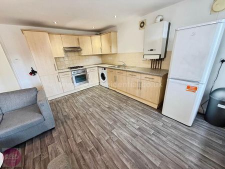 4 bedroom apartment to rent - Photo 2