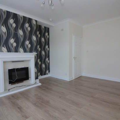 2 bedroom property to rent in Ayr - Photo 1