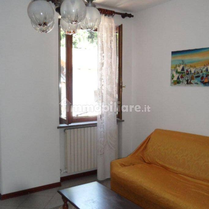 Quadrilocale via Angelo Ottone 68, Centro, Borgosesia - Photo 1