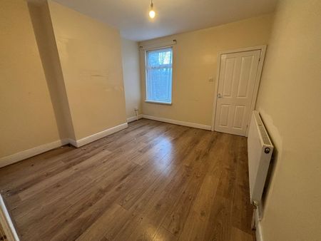 3 Bed Terraced House, Stoneleigh Road, B20 - Photo 5