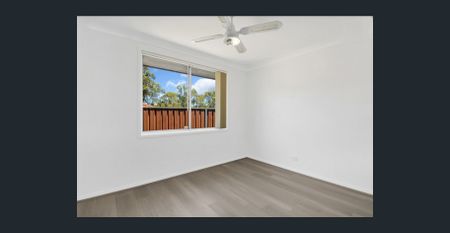 YOUR PERFECT FAMILY HOME! - Photo 3