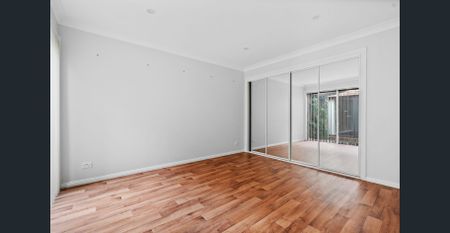 Peaceful Neighbourhood, Prime Position! - Photo 2